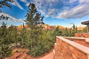 Mountain-View Patio: Sedona Suite Near Trails - Image 3