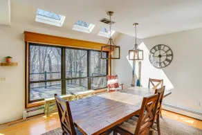 Deck & Game Room: Family Wilmington Retreat - Image 2