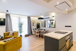 Modern attractive- 2Bd 2Bth- centric - Image 3