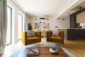 Modern attractive- 2Bd 2Bth- centric - Image 5