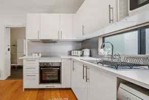 Gorgeous Self Contained Home - Image 4