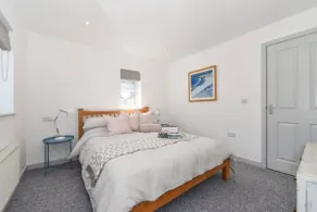 The Little House, boutique home near the sea - Image 3
