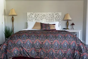 Cheer on Purdue! Cozy Stay Near Campus & Parks - Image 3