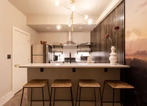 Chic New Interiors on Ave of the Arts Downtown 35 - Image 4