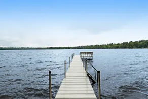 Waterfront Family Home: Hoops & Dogs Welcome! - Image 4