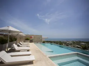 Ocean view condo - Beach, pool & jacuzzi! - Image 2