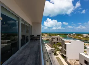 Ocean view condo - Beach, pool & jacuzzi! - Image 3