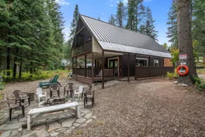 Riverfront Cabin w/ Screened Sleeping Porch - Image 4