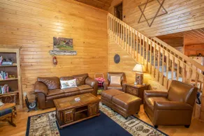 Rustic Cabin in Heart of Boone - Image 4