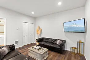 Modern 1BR Condo with Bay Views | Walk to Dome    + AC | Parking Included - Image 4