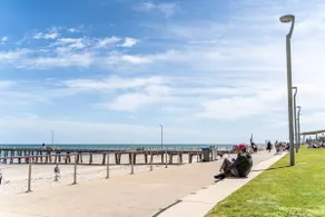 Harmony at Henley Beach—Coastal Style & Comfort - Image 5