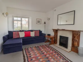 4 East Cliff - Image 5