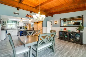 Riverfront Home w / Dock - 1 Mi till Homosassa St Park - Image 3