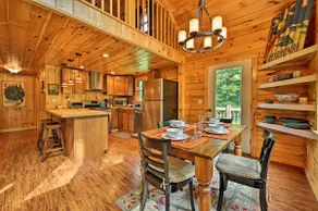 Private Chester Home w/ Deck, Mins to Skiing! - Image 3