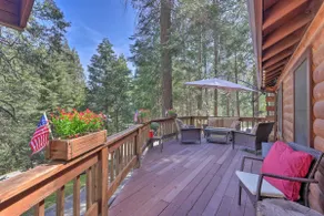 11 Mi to Apple Hill: Pollock Pines Resort Cabin - Image 2