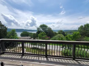 Heavens Hip Pocket-Lake View-200 ft to Pool & lake - Image 3