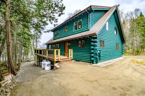 Schönes privates Blockhaus mit großem Deck, Kamin und Dock am Lake Umbagog !! - Image 5
