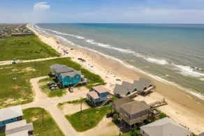 See the Sea(on the Beach) Sleeps 16 - Image 2