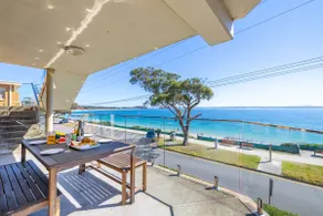Shoal Towers 5, 11 Shoal Bay Rd - Air Conditioned, WiFi - fantastic location with water views - Image 4