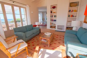 The Red Mullet House - Image 4