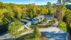 Hemlock Hill | Large Home | Mtn Views | Sleeps 23! - Image 4