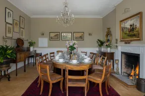 Henge Estate - Large Manor with ensuite double rooms, hot tub and tennis court - Image 5
