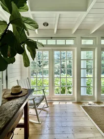Designer East Hampton Farmhouse - Bike to Amagansett, EH & Ocean Beaches, Pool - Image 3