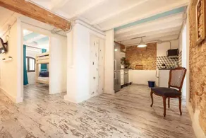 Apartament de la Susanna Old Town Mezzanine - Image 3