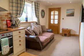 Snowdrop Cottage -  Single level property with Hot Tub. - Image 4