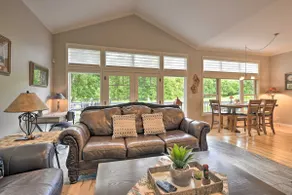 Modern Dalton Ranch Golf Club Home w/ Mtn View - Image 5