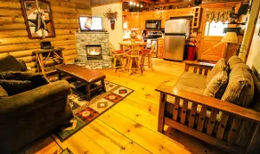 Your Mountain Escape Awaits 2br2ba King Beds Fire - Image 5