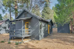 Cabin #10 Rustic and Quiet near Lake Arrowhead - Image 2