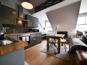Padstow Escapes - Pajar Luxury Penthouse Apartment - Image 4