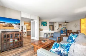 Refined Oceanfront Retreat - Image 2