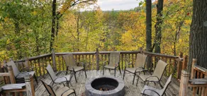 Secluded Getaway Access to 2 Lakes, Sauna, Game room - Image 3