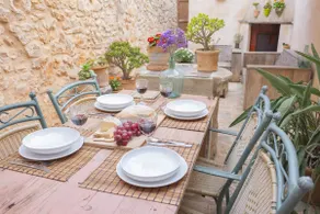Charming old house in the center of Santanyí - Image 4