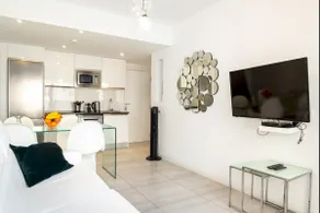 Anna Dreamhouse - Image 4