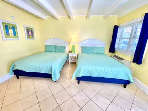 Pet-friendly, 3 Blocks to Beach, Pool, #201 - Image 3