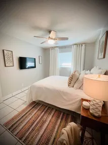 01 Coastal Glam 2BR · FLL, Beach & Las Olas - Image 4