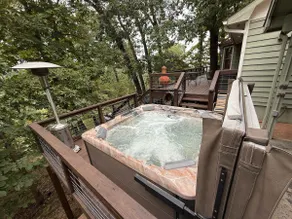 Cozy Beaver Lake Getaway - Image 2