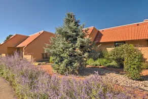 Bright Ruidoso Condo w/ Deck & Golf Course Views! - Image 3