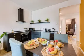 Sweett | Solari II - Deux Chambres Appartement, Couchages 4 - Image 3