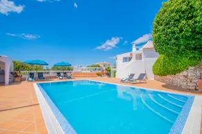 Villa Vale Verde 5 Bedroom Villa, 10 min walk to - Image 5
