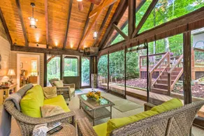 Screened Porch + 3 Decks: Beech Mountain Cabin - Image 2
