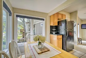 NEU! Sunrise Beach Lakeside Home mit Bootsanlegestelle + Grill - Image 3