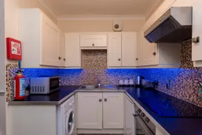 Cattle Market View Apartment - Image 4