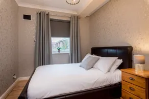 Cattle Market View Apartment - Image 2