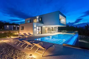 Luxury Villa Sunrise Dream, heated pool, jacuzzi - Image 2