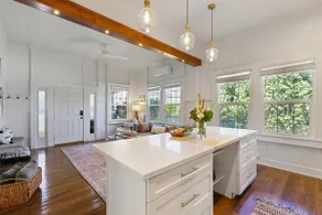 The Blue Door on Church Street | Entire Home - Image 2