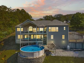 Private Pool, Pickleball court, Hot Tub, LakeView - Image 2